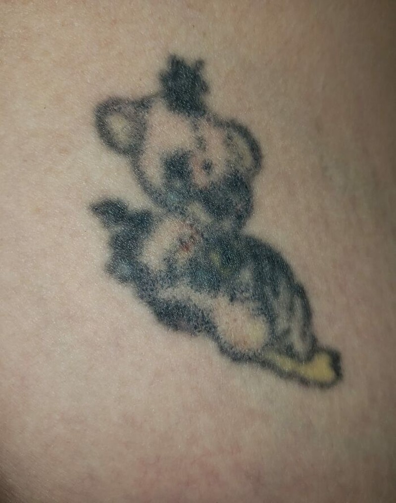 Untuk membuat sebuah tato, butuh konsep dan eksekusi yang tepat. Kalau tidak, jadinya bisa gagal... kayak tato-tato ini.