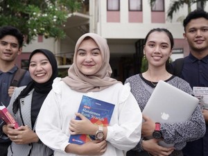 Ada Beasiswa Influencer dari UM Surabaya, Begini Persyaratannya