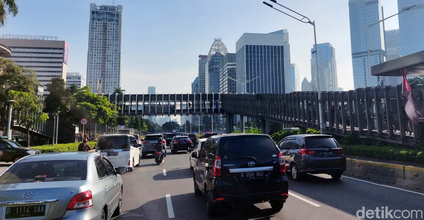 Pemprov DKI Jakarta berwacana akan memberlakukan kebijakan jalan berbayar di sejumlah wilayah Jakarta. Istilah itu dikenal dengan electronic road pricing (ERP).