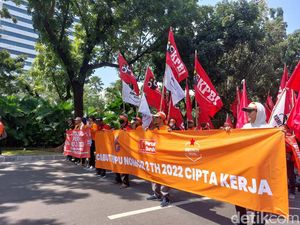 Buruh Akan Demo Hari Ini, Hindari Kawasan Gedung DPR