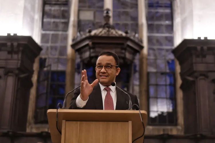 Anies Baswedan memberikan kuliah tamu di kampus Universtas Oxford (Dok. Instagram Anies Baswedan)