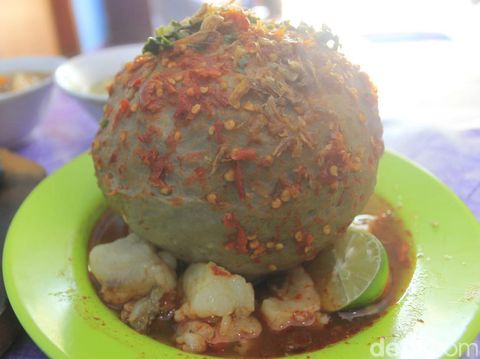 Bakso raksasa yang viral di Subang.