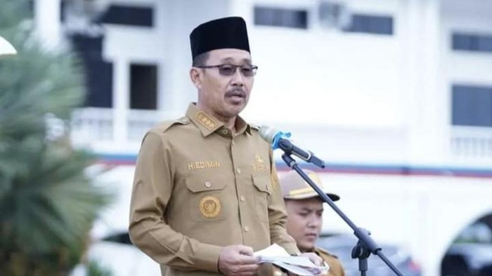Bupati Labusel, Edimin