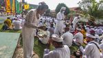 Foto-foto Perayaan Hari Raya Kuningan di Berbagai Wilayah Indonesia