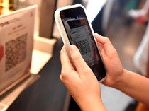 Viral Pedagang Naikkan Harga Jika Bayar Pakai QRIS, BI Buka Suara