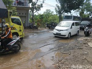 Kebanjiran 2 Pekan, Jalan Kudus-Purwodadi Rusak Parah