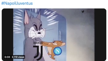 Meme Juventus dihajar Napoli. Foto: Twitter