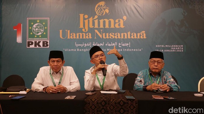 Momen Ijtima' Ulama Nusantara Dukung Cak Imin jadi Capres-cawapres 2024 Momen Ijtima' Ulama Nusantara Dukung Cak Imin jadi Capres-cawapres 2024