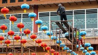 Sebanyak 1.000 lampion dipasang di Vihara tersebut untuk menyambut perayaan imlek 2574.