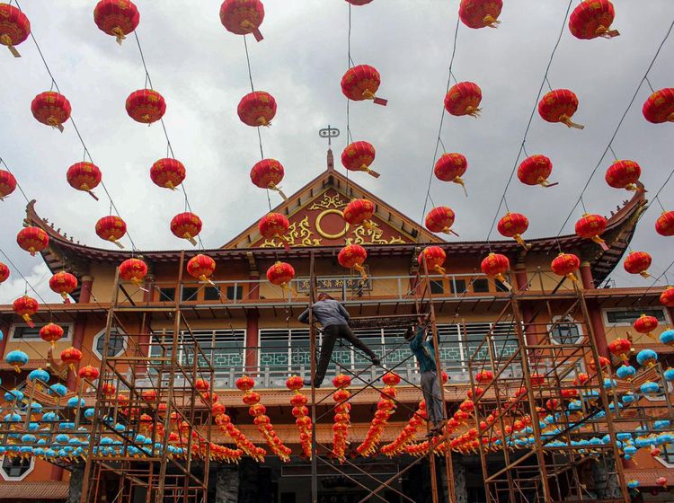 Vihara Maitreya Mulai Bersolek Sambut Perayaan Imlek