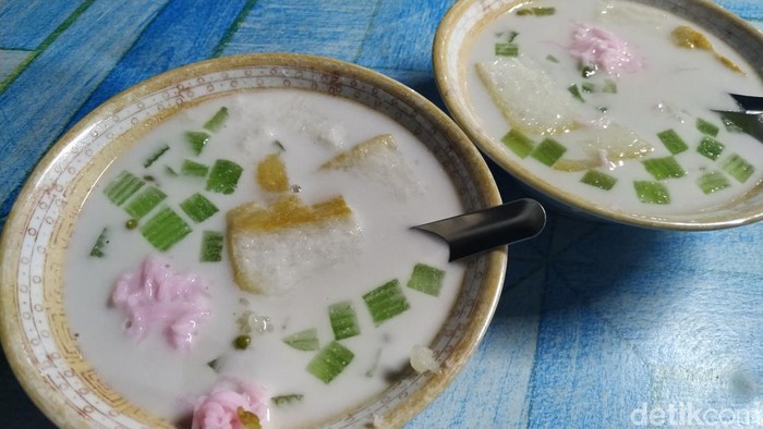 Petulo makanan tradisional di Blitar