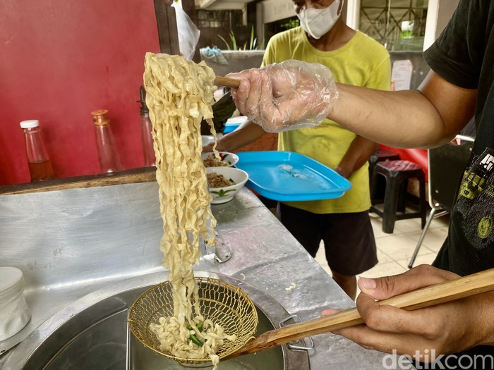 Bakmi Kijin Bakmi Kijin, bakmi ayam halal di Mangga Besar