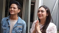 Celine Evangelista masih malu-malu banget mengakui dekat dengan Stevan Pasaribu. Foto: Ahsan/detikHOT