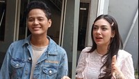 Untuk masalah hubungan Celine Evangelista dan Stevan Pasaribu mengakui dekat dan memilih untuk menjalani semuanya dengan apa adanya. Foto: Ahsan/detikHOT