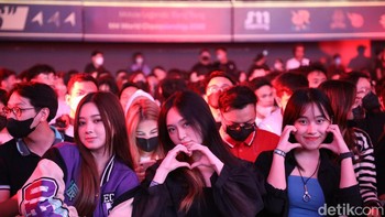 Mulai dari Eca, Laura, Beca, Cila, Anggie, Naya, Mira, dan Miyzel. Foto: (Bagas/detikINET).