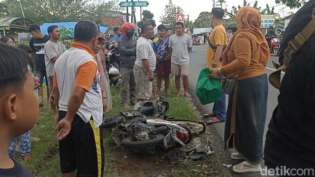 Kecelakaan beruntun di Tulungagung
