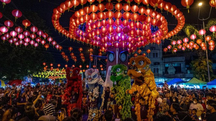 Grebeg Sudiro menjadi rangkaian perayaan Imlek di Solo, Jawa tengah. Festival ini kembali digelar setelah vakum 2 tahun akibat pandemi. Yuk lihat keseruannya.