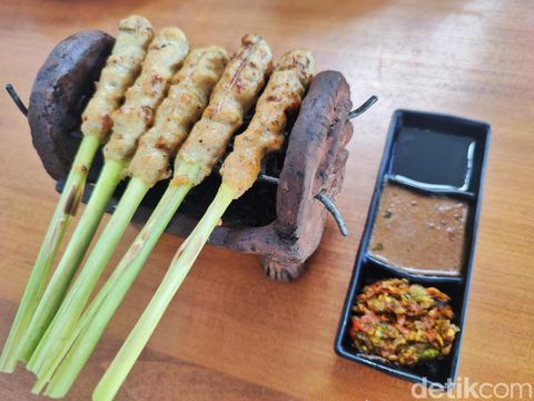 Menu Bebek Tepi Sawah The Danau