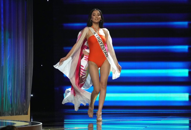 Atas kesalahan penyebutan nama negara Altynai Botoyarova di babak preliminary itu pun pihak Miss Universe diserbu kritikan netizen. Sebab kesalahan penyebutan nama negara Kirgizstan menjadi Kazakhstan bukan hanya terjadi sekali. Foto: Dok. Instagram, Getty Images