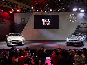 Melihat Spesifikasi 2 Model Spesial Nissan GT-R Terbaru