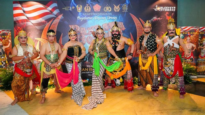 Panglima TNI hingga Kapolri main wayang orang Pandawa Boyong