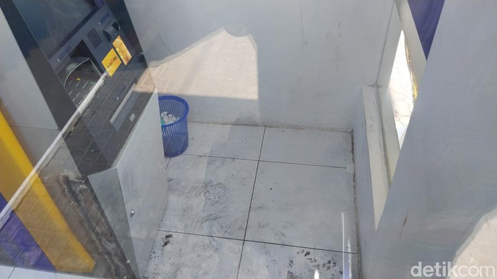 pembobolan atm di malang