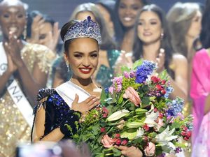 Miss Universe Ubah Peraturan, Wanita Dewasa Hingga Nenek-nenek Bisa Ikutan