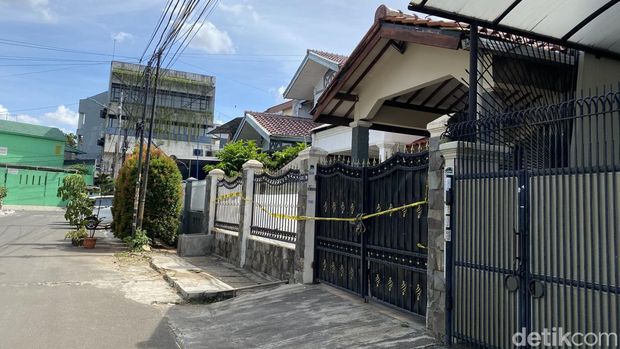 Rumah yang dijadikan prabrik liquid vape mengandung sabu di Jakbar