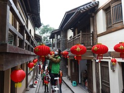 Lampion Imlek: Sejarahnya di China, Makna, dan Jenisnya