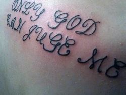 Netizen Bagikan Foto Tato yang Bikin Turn Off dan Nyengir