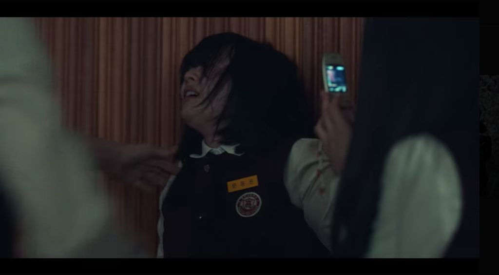 Adegan bullying di drama Korea The Glory. (Tangkapan Layar Trailer Netflix)