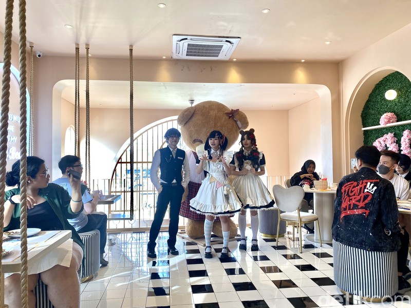 At Your Cafe Service