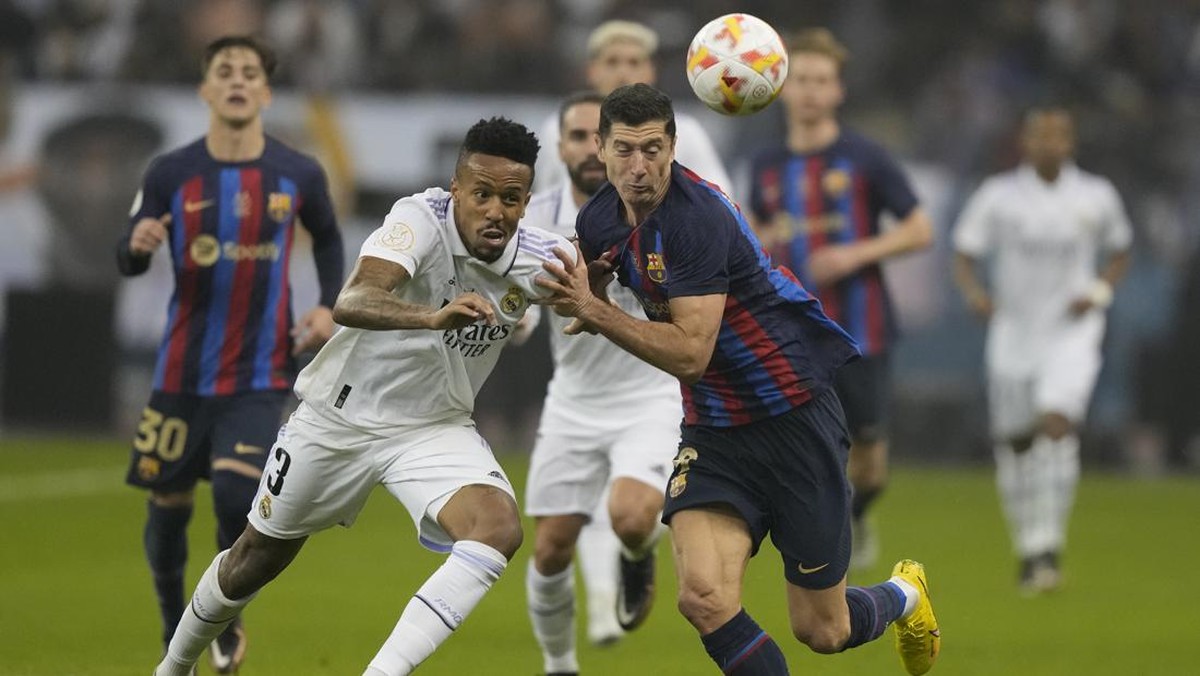 Link live streaming Real Madrid vs Barcelona di Copa del Rey. (Foto: AP/Hussein Malla)