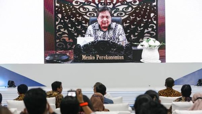 Canggih! Di Sini Produksi Tembakau Bebas Asap Tercipta PT HM Sampoerna Tbk. baru saja meresmikan fasilitas produksi dan pelepasan ekspor perdana produk tembakau inovatif bebas asap bagi IQOS bermerek HEETS di Karawang, Jawa Barat.