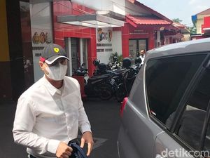 Ferry Irawan Akui Ada Cekcok, Tapi Venna Melinda Pukuli Diri Sendiri