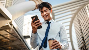 Aplikasi asal China kembali ada jajaran teratas. Kini Douyin dengan 715 juta pengguna. Foto: Shutterstock