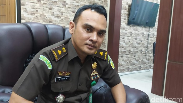 Jemmy Sandra, Kasi Intelijen Kejari Kab Pasuruan