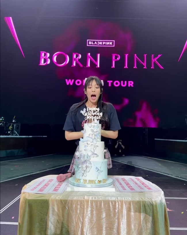 Tanggal 16 Januari menjadi hari spesial untuk Jennie BLACKPINK. Rapper grup BLACKPINK itu berulang tahun ke-27. Foto: dok. Instagram @jennierubyjane