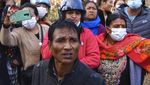 Jerit Tangis Keluarga Korban Pesawat Jatuh di Nepal