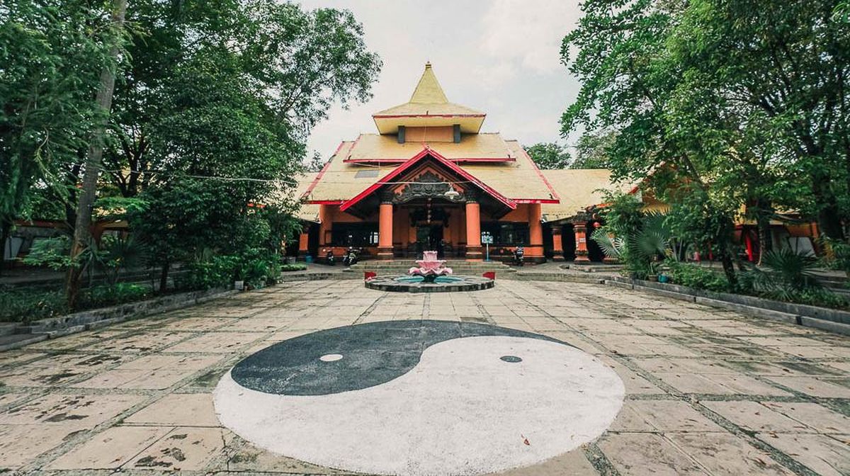 Klenteng Sanggar Agung, Surabaya Klenteng Sanggar Agung, Surabaya