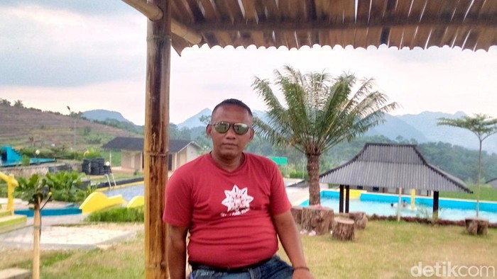 Ketua BumDes Arya Kamuning Desa Kaduela Iim Ibrahim.