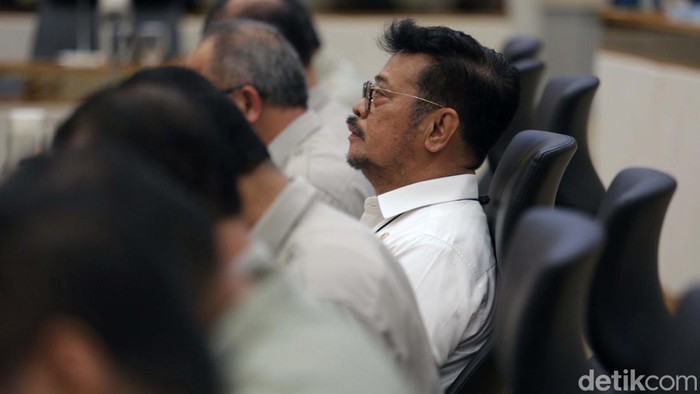 Komisi IV DPR gelar raker dengan Mentan Syahrul Yasin Limpo di Komplek Parlemen, Senayan, Jakarta. Ketua Komisi IV DPR RI Sudin mengkritik kinerja Kementan.