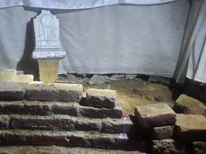 Rusaknya Makam Penyebar Islam di Majalengka