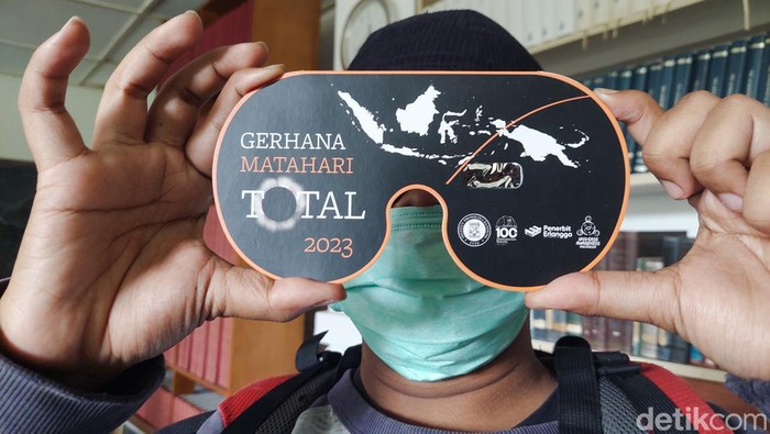 Menengok Proses Produksi Kacamata Matahari di Observatorium Bosscha