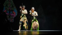 Kapolri Jenderal Listyo Sigit mengatakan, dirinya sejak awal menyambut baik ajakan Panglima TNI untuk ambil bagian dalam pagelaran wayang orang ini karena dirinya juga mencintai budaya Indonesia, termasuk budaya Jawa. Foto: dok ist
