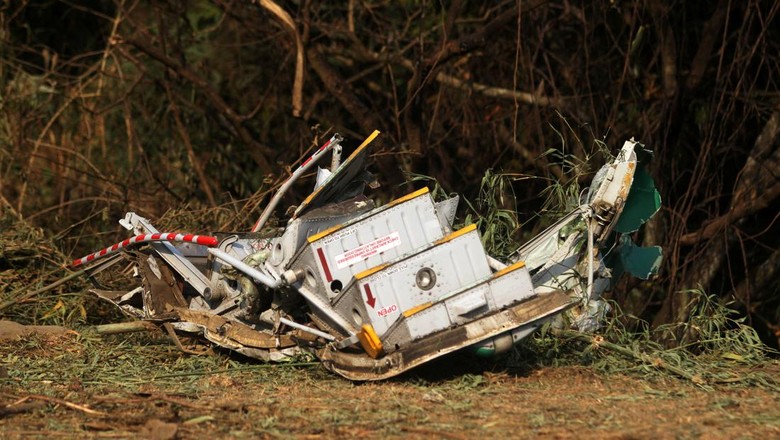 A view shows aircraft wreckage at the crash site of an aircraft carrying 72 people in Pokhara in western Nepal January 15, 2023. REUTERS/Bijay Neupane NO RESALES. NO ARCHIVES