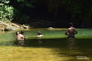 Pesona Air Terjun Dangku Kuansing, Riau