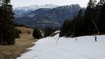 Potret Resor Ski di Swiss Kehilangan Salju Akibat Perubahan Iklim