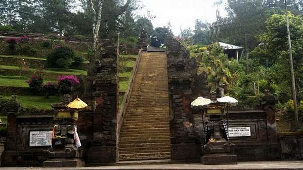 Pura Pucak Tedung.