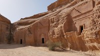 Lokasi tempat tinggal Kaum Tsamud diyakini berada di Lembah Hijr, dekat wilayah Al-Ula, Madinah kawasan Hijaz. Ibnu Katsir dalam bukunya yang berjudul Kisah Para Nabi: Sejarah Lengkap Kehidupan Para Nabi sejak Nabi Adam AS hingga Nabi Isa AS, menjelaskan, Kaum Tsamud menyembah berhala layaknya Kaum Ad yang hidup sebelumnya. Allah SWT kemudian mengutus Nabi Shaleh yang berasal dari Kaum Tsamud untuk mengingatkan warganya. Foto: Getty Images/iStockphoto